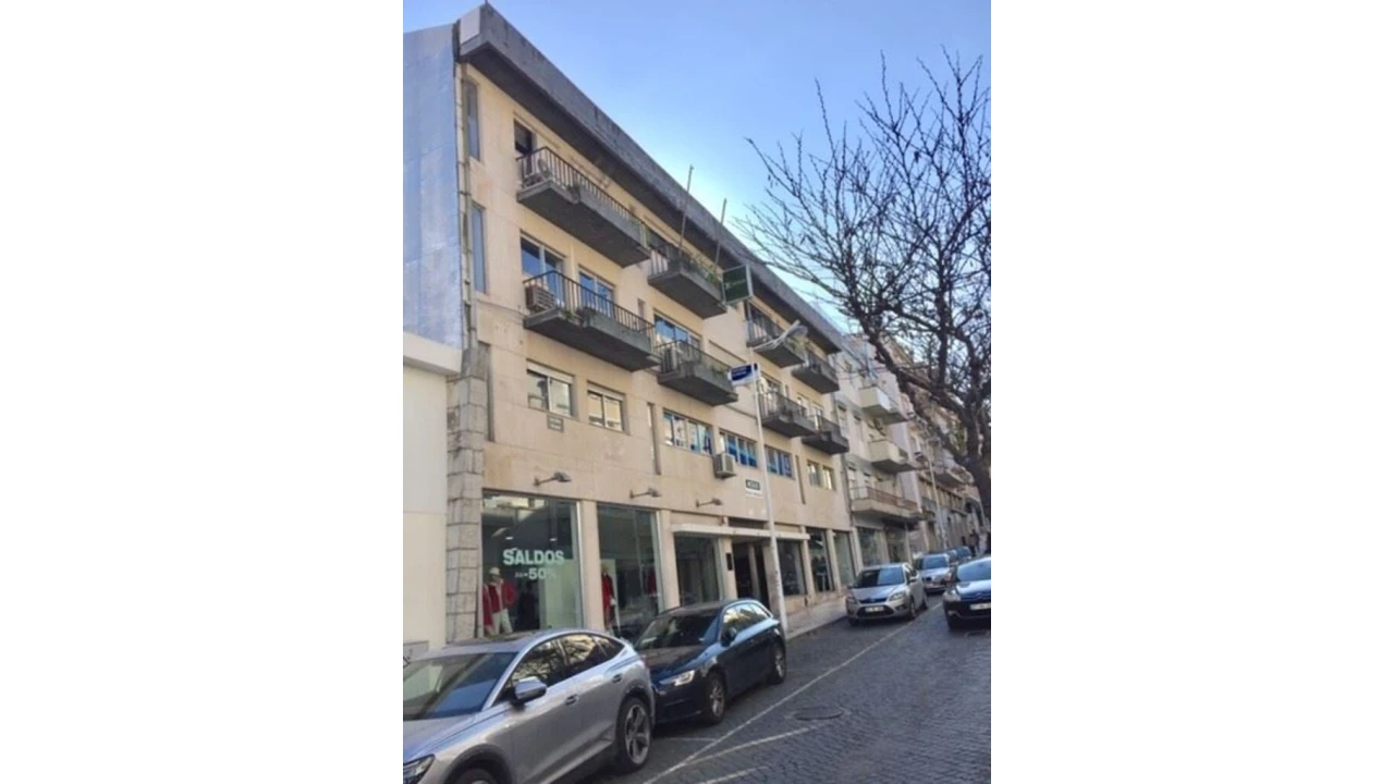 Escritório para Arrendamento em Leiria, Pousos, Barreira e Cortes Foto 1