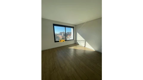 Apartamento T3 para Venda em Cedofeita, Santo Ildefonso, Sé, Miragaia, São Nicolau e Vitória