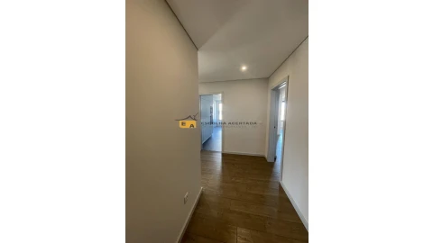 Apartamento T3 para Venda em Cedofeita, Santo Ildefonso, Sé, Miragaia, São Nicolau e Vitória