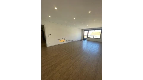 Apartamento T3 para Venda em Cedofeita, Santo Ildefonso, Sé, Miragaia, São Nicolau e Vitória