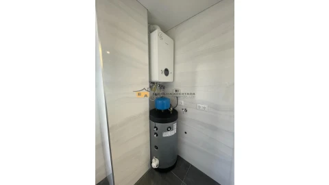 Apartamento T3 para Venda em Cedofeita, Santo Ildefonso, Sé, Miragaia, São Nicolau e Vitória
