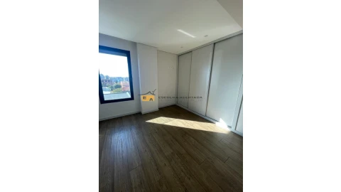 Apartamento T3 para Venda em Cedofeita, Santo Ildefonso, Sé, Miragaia, São Nicolau e Vitória