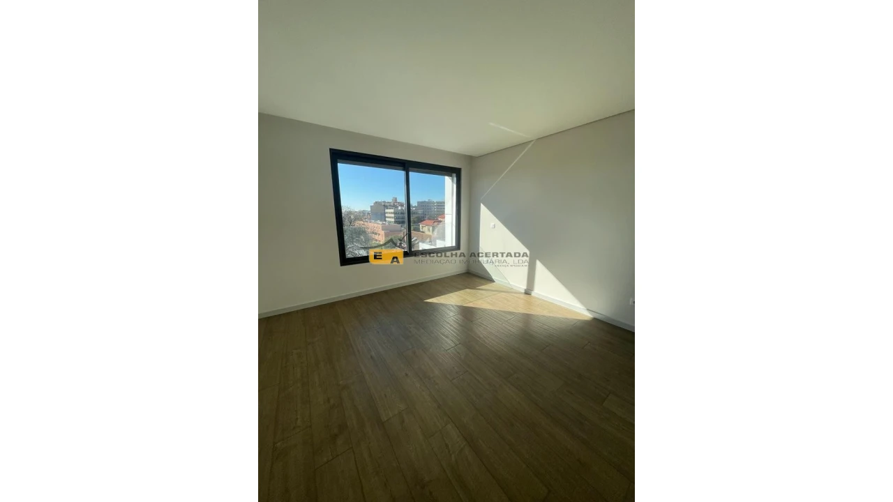 Apartamento T3 para Venda em Cedofeita, Santo Ildefonso, Sé, Miragaia, São Nicolau e Vitória Foto 37