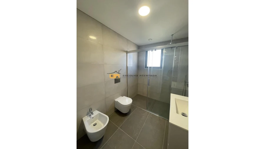 Apartamento T3 para Venda em Cedofeita, Santo Ildefonso, Sé, Miragaia, São Nicolau e Vitória Foto 6