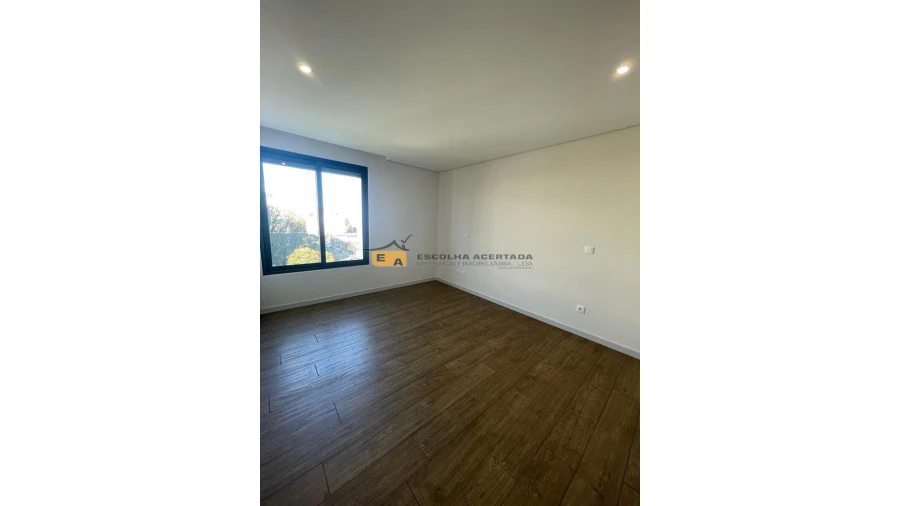 Apartamento T3 para Venda em Cedofeita, Santo Ildefonso, Sé, Miragaia, São Nicolau e Vitória Foto 5