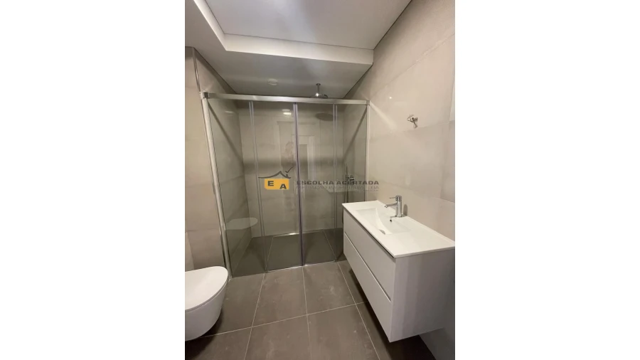 Apartamento T3 para Venda em Cedofeita, Santo Ildefonso, Sé, Miragaia, São Nicolau e Vitória Foto 41