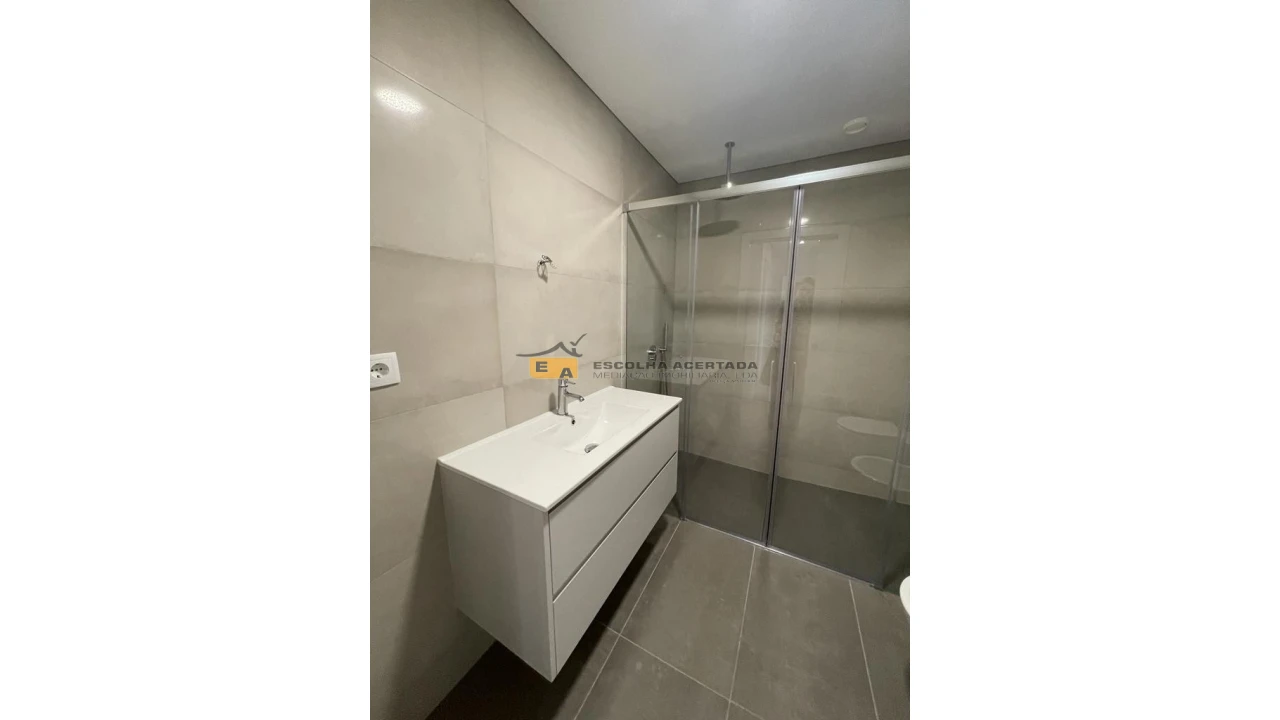 Apartamento T3 para Venda em Cedofeita, Santo Ildefonso, Sé, Miragaia, São Nicolau e Vitória Foto 36