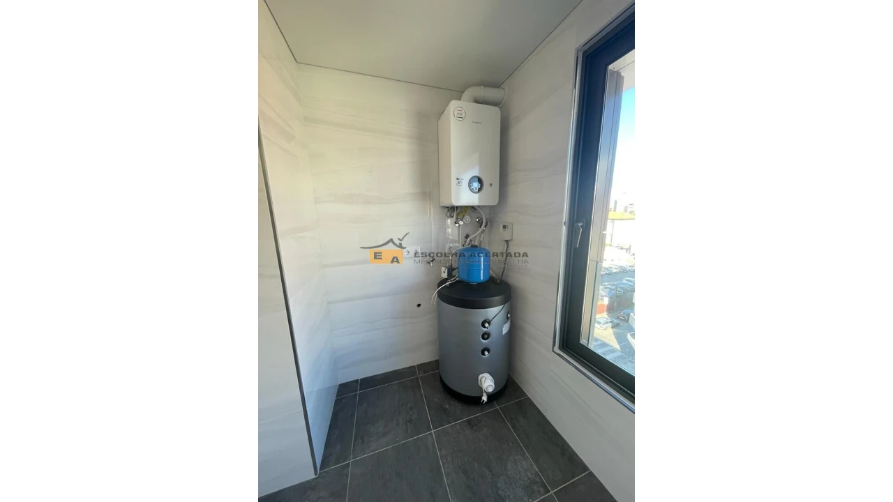 Apartamento T2 para Venda em Cedofeita, Santo Ildefonso, Sé, Miragaia, São Nicolau e Vitória Foto 22