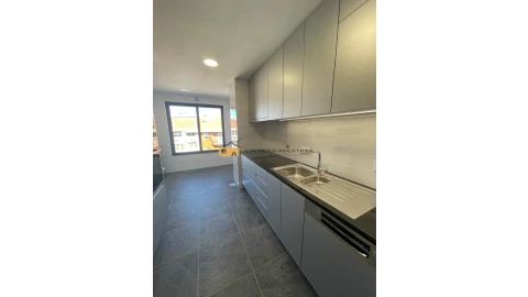 Apartamento T2 para Venda em Cedofeita, Santo Ildefonso, Sé, Miragaia, São Nicolau e Vitória
