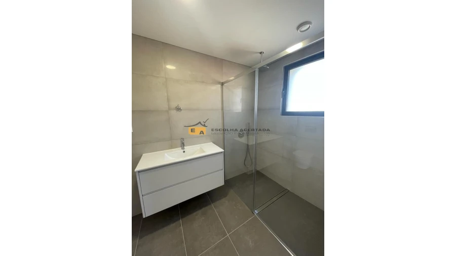 Apartamento T2 para Venda em Cedofeita, Santo Ildefonso, Sé, Miragaia, São Nicolau e Vitória Foto 16