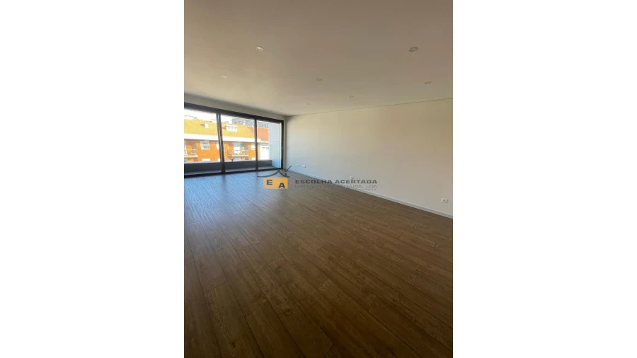 Apartamento T2 para Venda em Cedofeita, Santo Ildefonso, Sé, Miragaia, São Nicolau e Vitória Foto 5