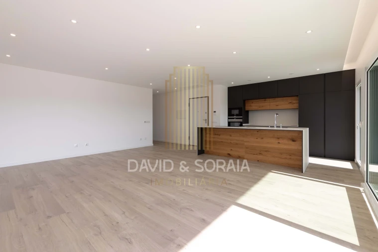 Apartamento T2 para Venda em Alcochete Foto 3