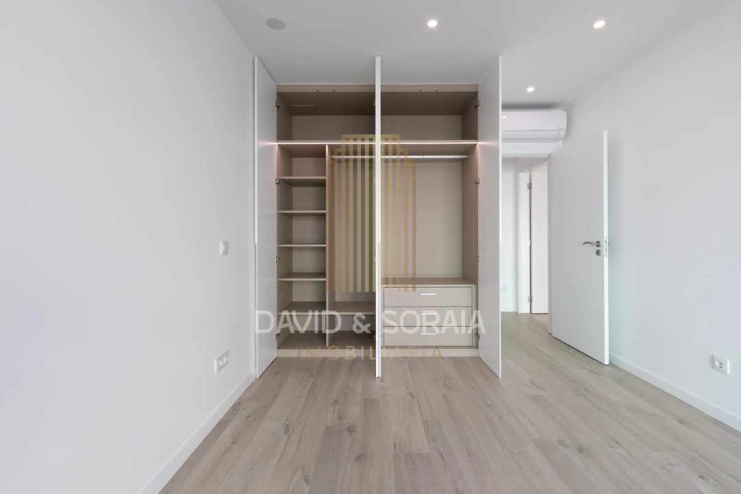 Apartamento T3 para Venda em Alcochete Foto 12