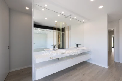 Apartamento T4 para Venda em Alcochete