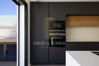 Apartamento T4 para Venda em Alcochete
