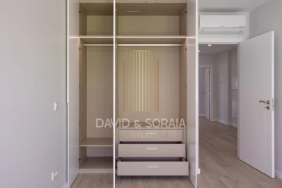 Apartamento T4 para Venda em Alcochete
