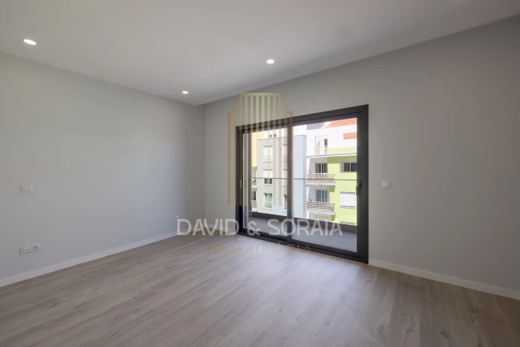 Apartamento T4 para Venda em Alcochete Foto 28