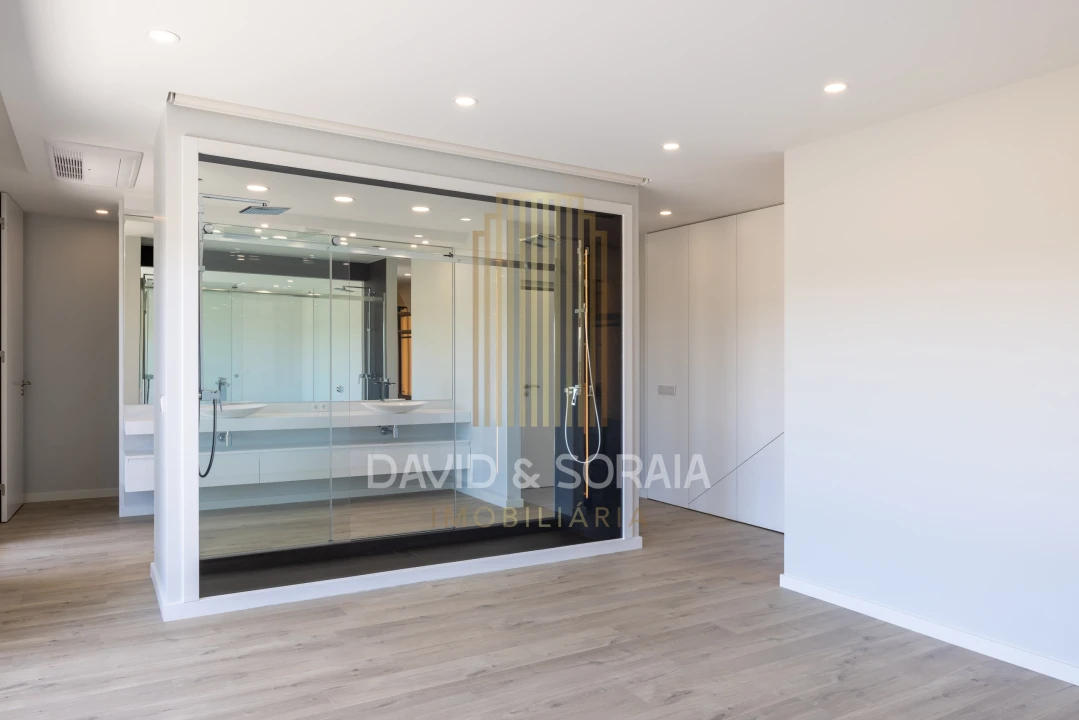 Apartamento T4 para Venda em Alcochete Foto 22