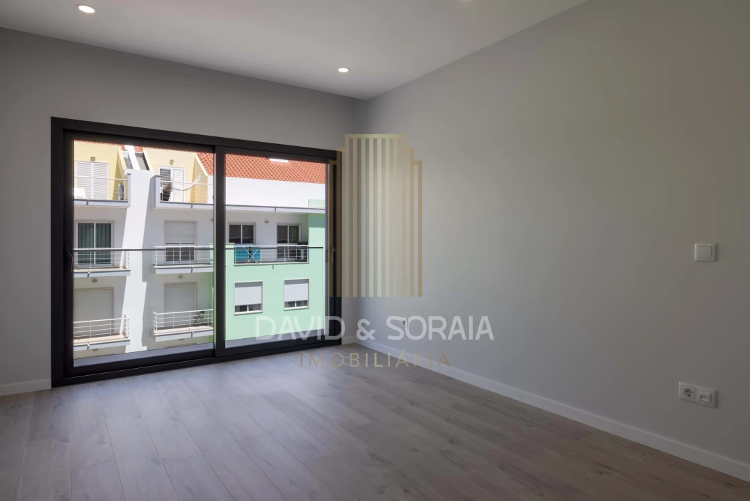 Apartamento T4 para Venda em Alcochete Foto 34