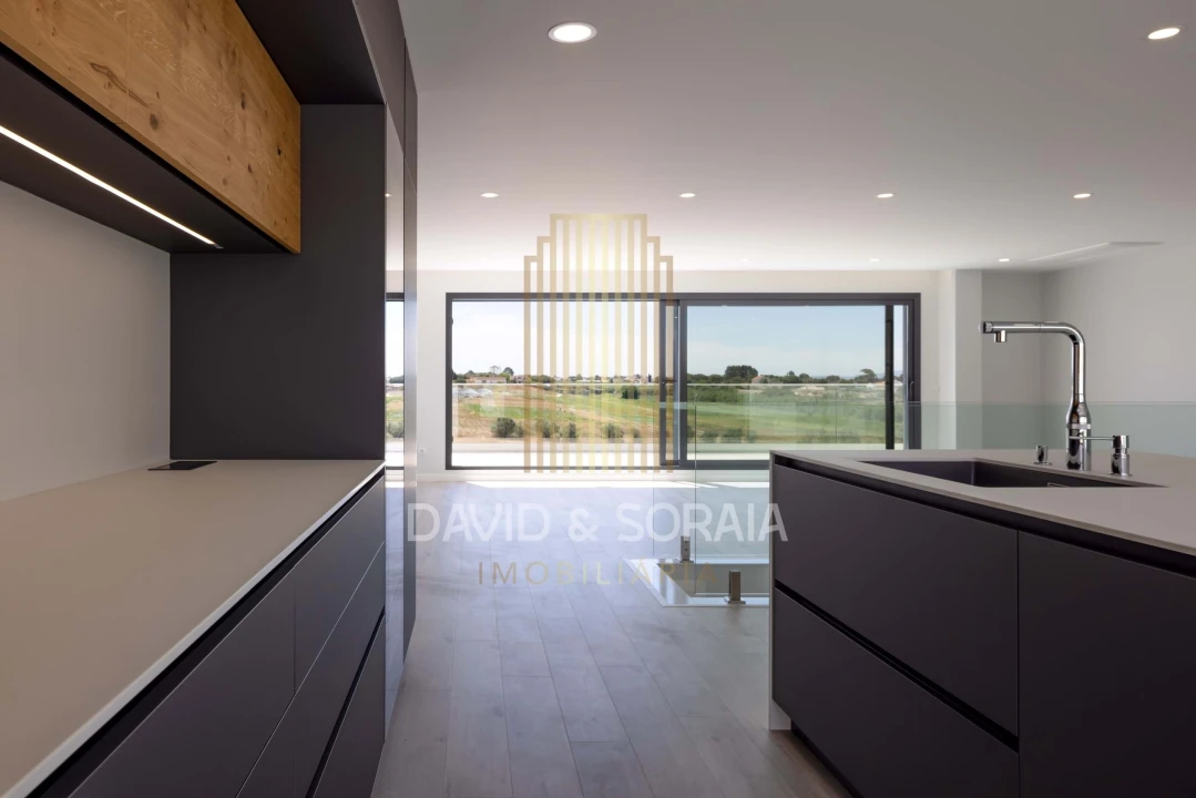 Apartamento T4 para Venda em Alcochete Foto 10