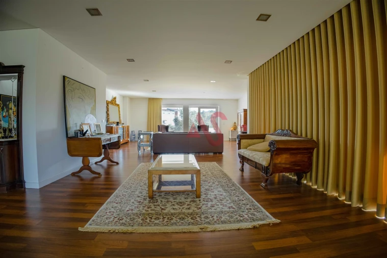 Moradia T4 para Venda em Cortegaça Foto 7