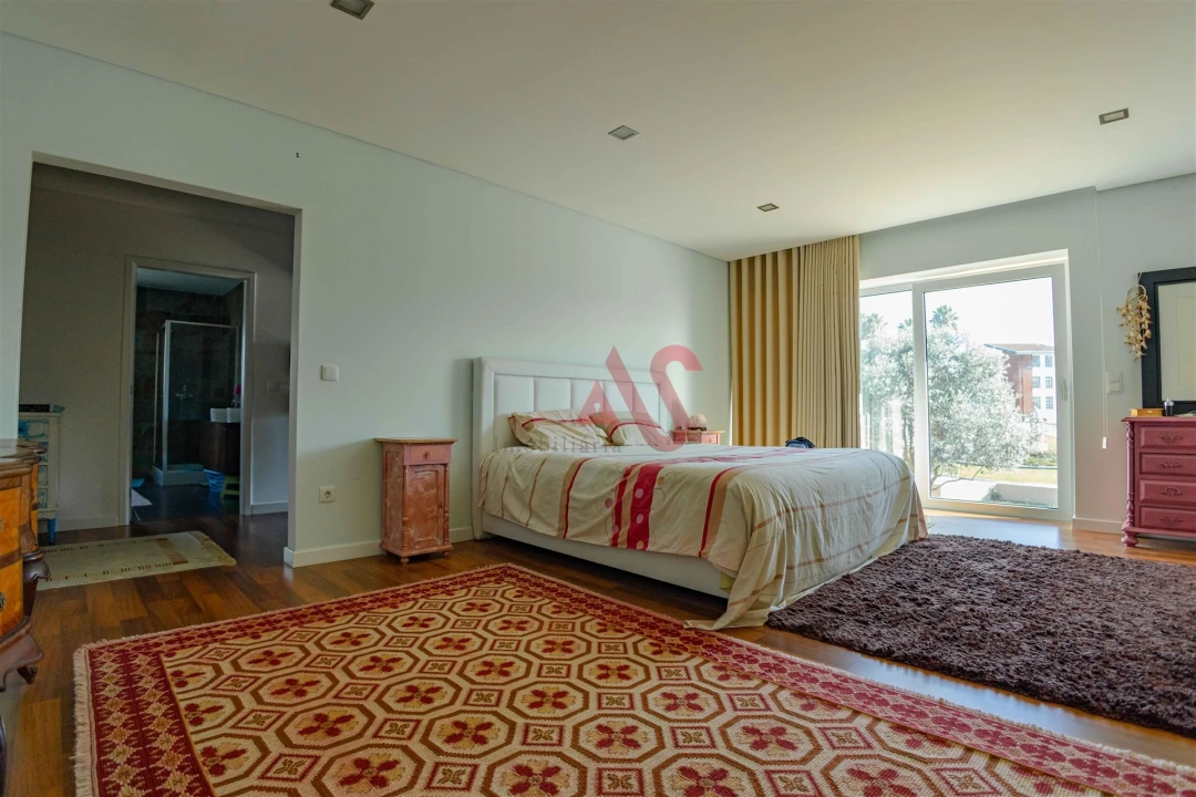 Moradia T4 para Venda em Cortegaça Foto 19