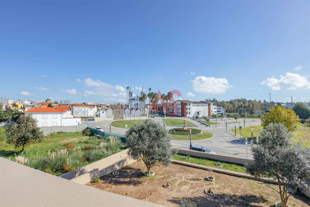 Moradia T4 para Venda em Cortegaça Foto 23