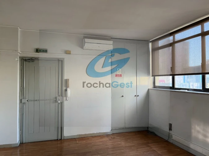 Escritório para Arrendamento em Custóias, Leça do Balio e Guifões Foto 5