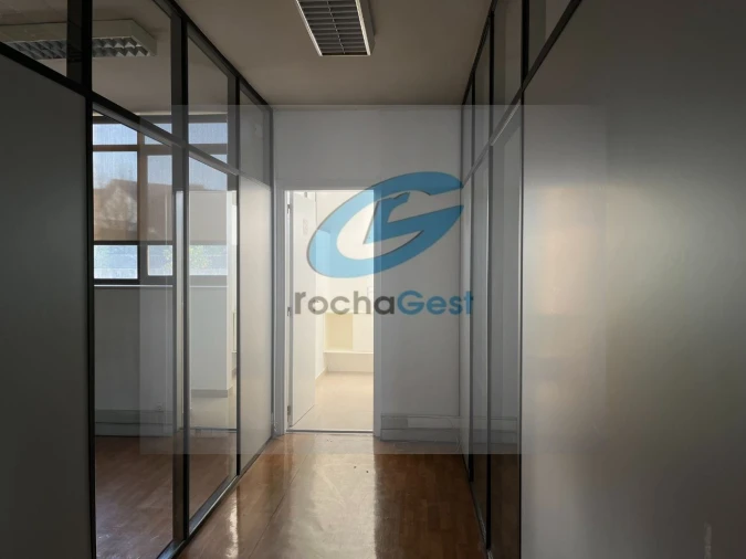 Escritório para Arrendamento em Custóias, Leça do Balio e Guifões Foto 14