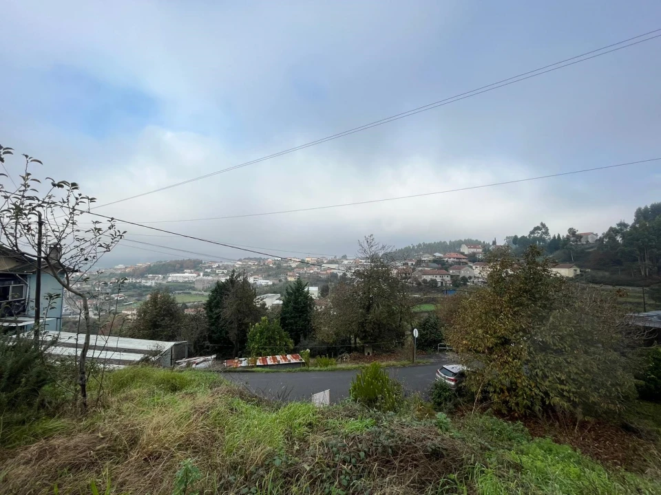 Terreno para Venda em Rebordosa Foto 9