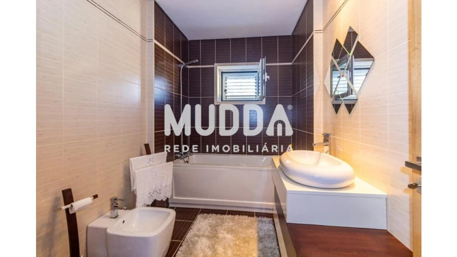 Moradia T3 para Venda em Caldas de São Jorge e Pigeiros Foto 24