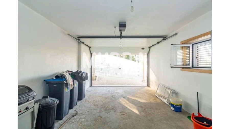 Moradia T3 para Venda em Caldas de São Jorge e Pigeiros Foto 33