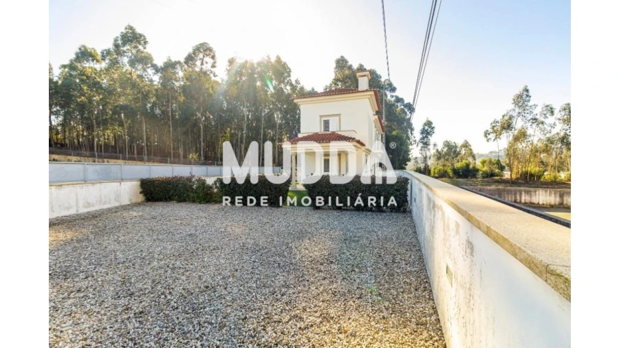 Moradia T3 para Venda em Caldas de São Jorge e Pigeiros Foto 43