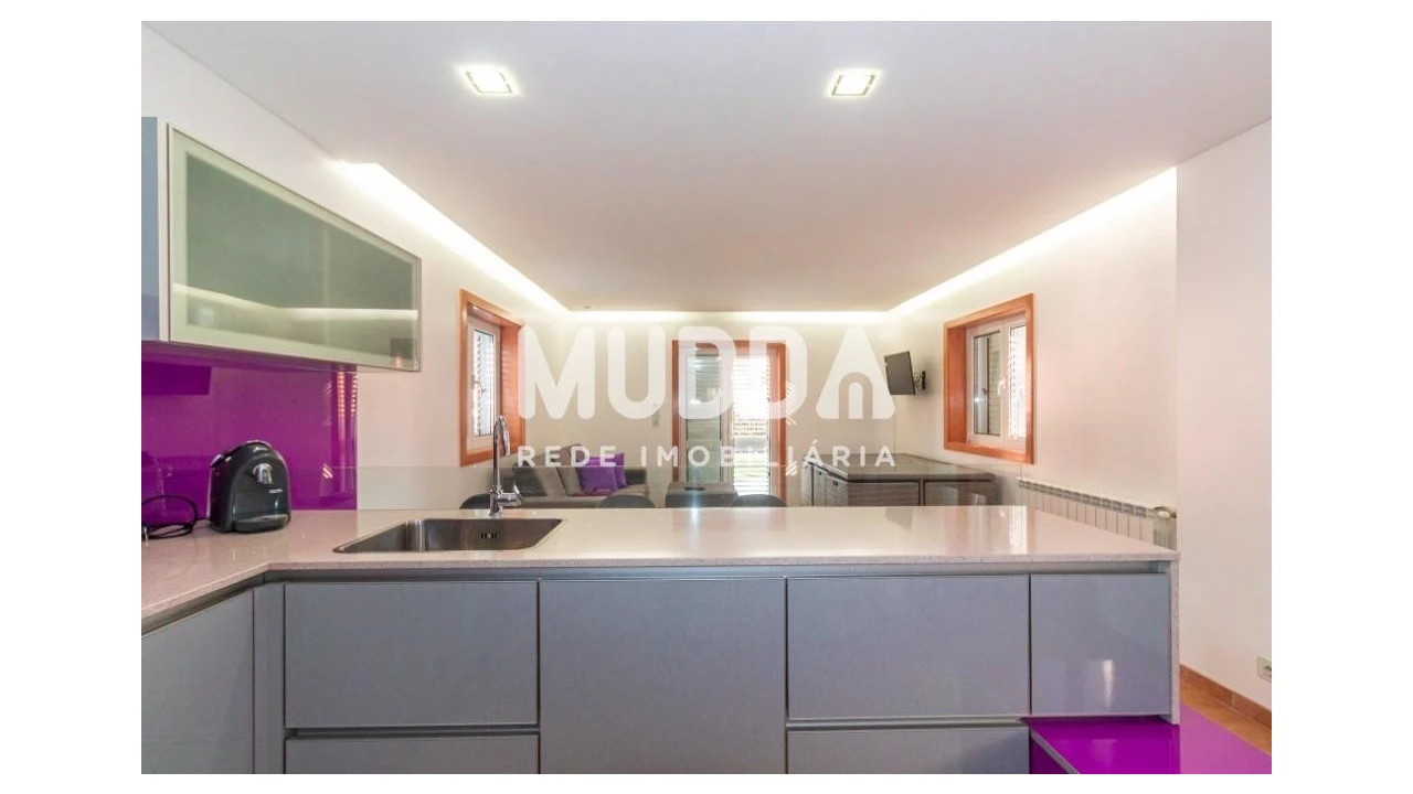 Moradia T3 para Venda em Caldas de São Jorge e Pigeiros Foto 5