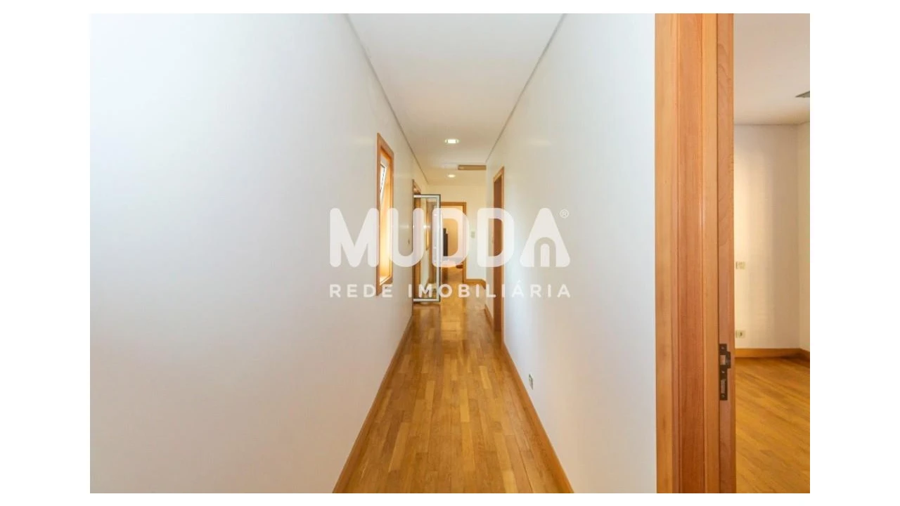 Moradia T3 para Venda em Caldas de São Jorge e Pigeiros Foto 23