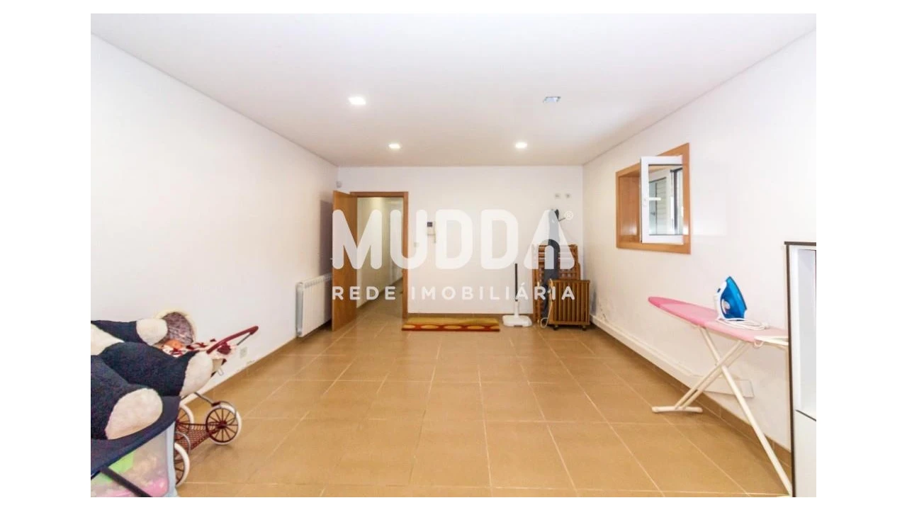 Moradia T3 para Venda em Caldas de São Jorge e Pigeiros Foto 30