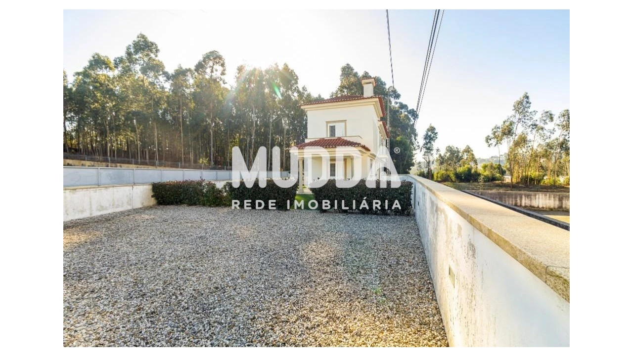 Moradia T3 para Venda em Caldas de São Jorge e Pigeiros Foto 43