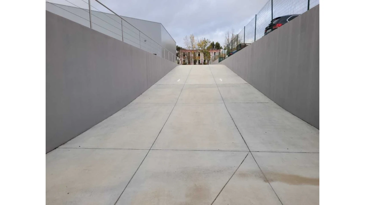 Loja para Venda em Évora (São Mamede, Sé, São Pedro e Santo Antão) Foto 13