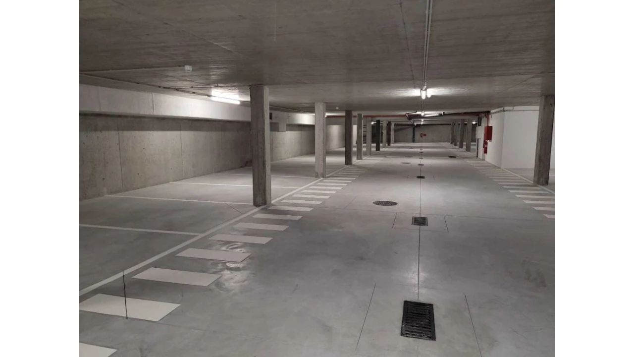 Loja para Venda em Évora (São Mamede, Sé, São Pedro e Santo Antão) Foto 2