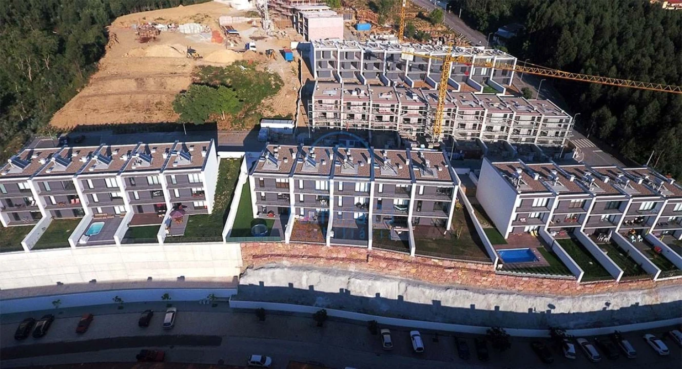 Moradia T3 para Venda em Grijo Foto 22