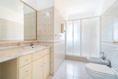Apartamento T3 para Venda em Lagoa e Carvoeiro