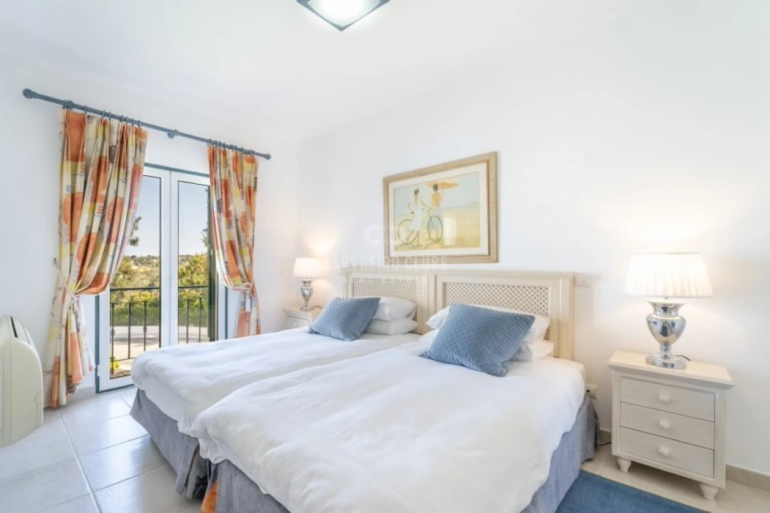 Apartamento T3 para Venda em Lagoa e Carvoeiro Foto 3