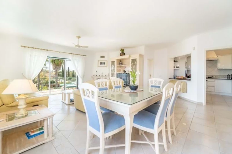 Apartamento T3 para Venda em Lagoa e Carvoeiro Foto 2