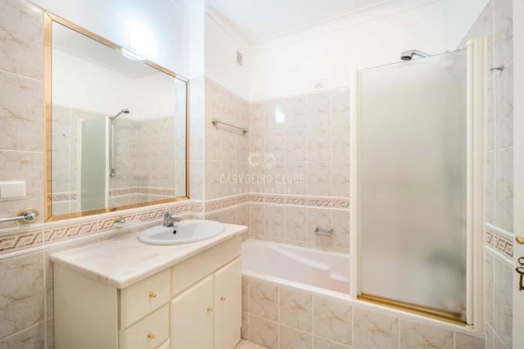 Apartamento T3 para Venda em Lagoa e Carvoeiro Foto 15