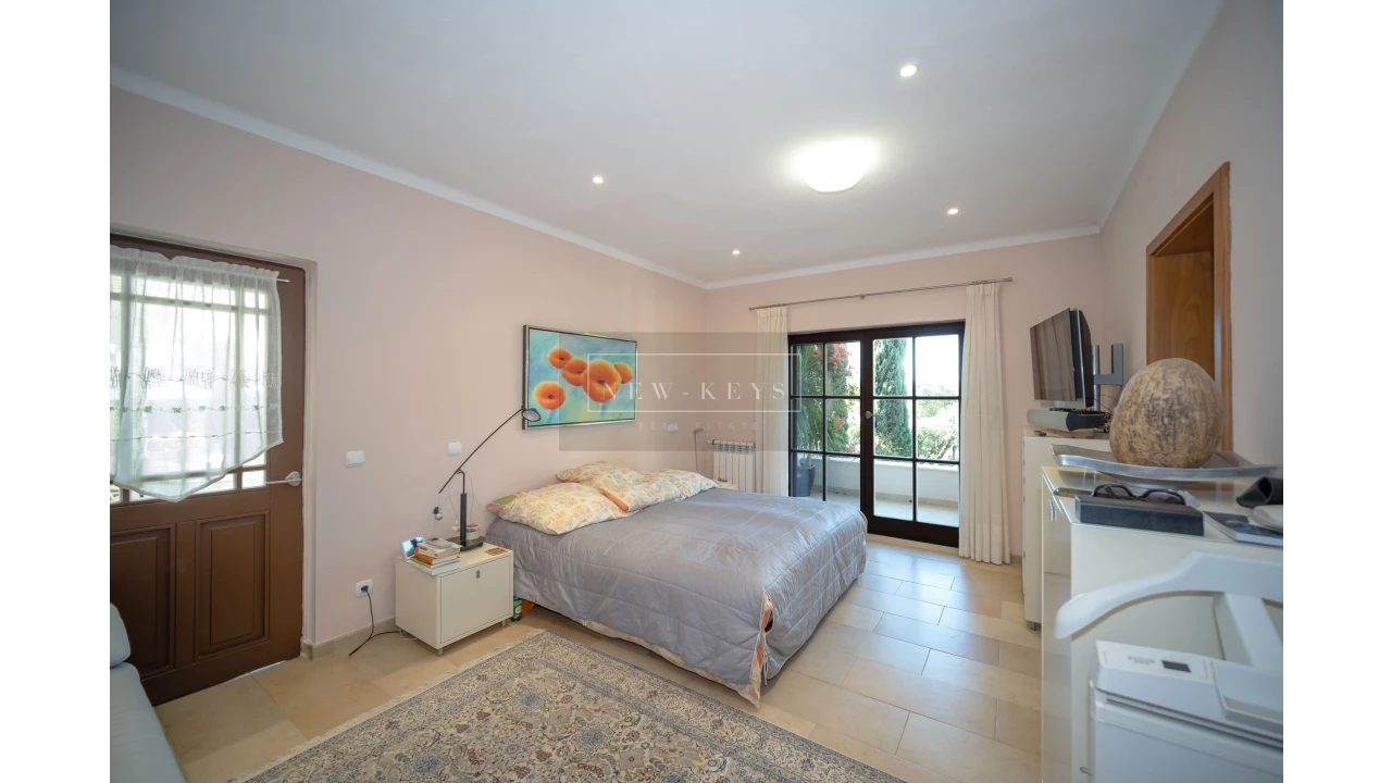 Moradia T4 para Venda em Lagoa e Carvoeiro Foto 6