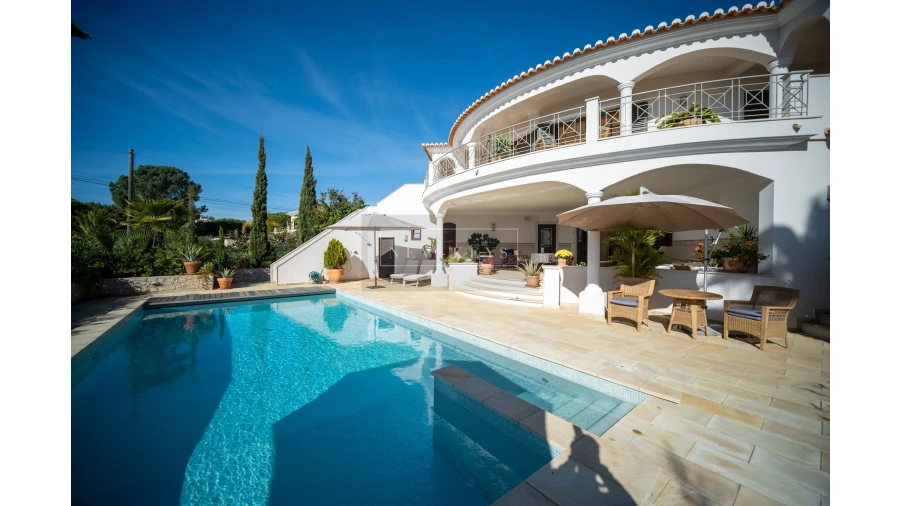 Moradia T4 para Venda em Lagoa e Carvoeiro Foto 24