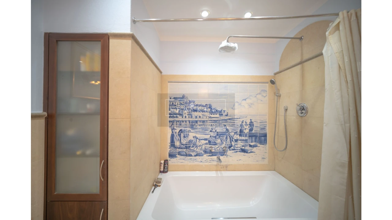 Moradia T4 para Venda em Lagoa e Carvoeiro Foto 8