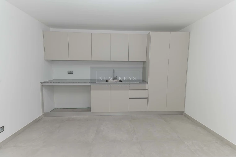 Moradia T5 para Venda em Lagos (São Sebastião e Santa Maria) Foto 38