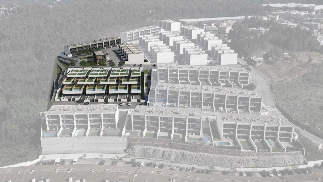 Moradia T4 para Venda em Grijo Foto 24