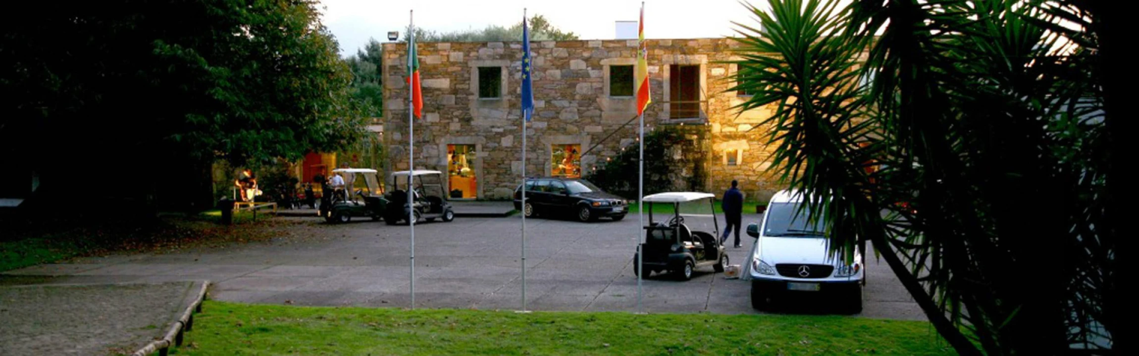 Moradia T3 para Venda em Fornelos e Queijada Foto 2